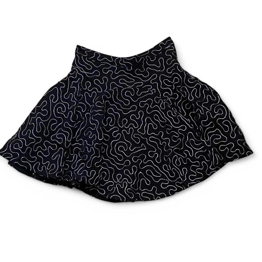 Black and sparkly silver H&M skirt #skirt